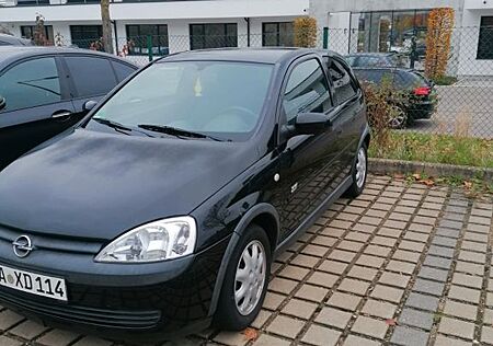 Opel Corsa 1.2 -