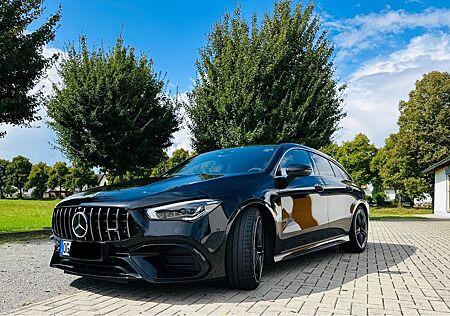 Mercedes-Benz CLA 45 AMG Shooting Brake Mercedes-AMG CLA 4...