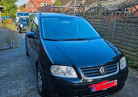 VW Touran Volkswagen 1.9 TDI 77kW Conceptline Conceptline