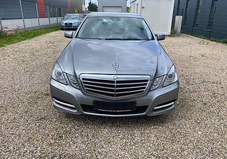 Mercedes-Benz E 200 E - Lim. CGI BlueEfficiency.Avantgarde,
