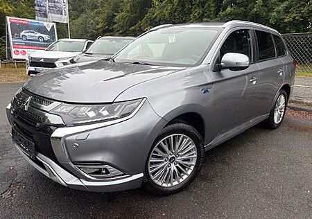 Mitsubishi Outlander PLUG-IN HYBRID 4WD Plus Intro-Paket