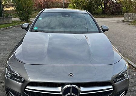 Mercedes-Benz CLA 35 AMG Shooting Brake Mercedes-AMG CLA 3...