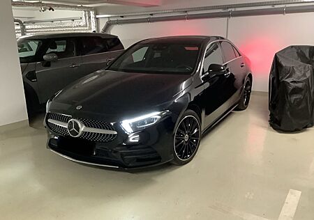 Mercedes-Benz A 250 e AMG-Line 360* Pano LED Memory Leder Mbux
