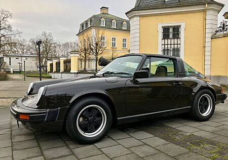 Porsche 911 Urmodell 911 SC 3.0 Targa Perfekt mit "Matching Numbers"