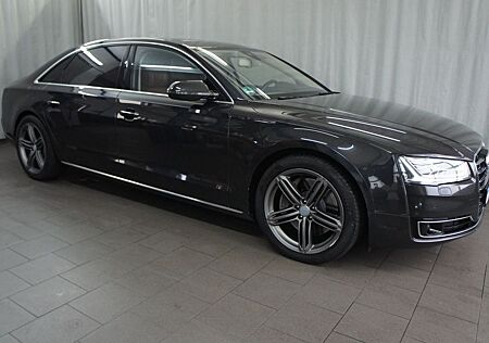 Audi A8 4.2 TDI Quattro lang #K032-693