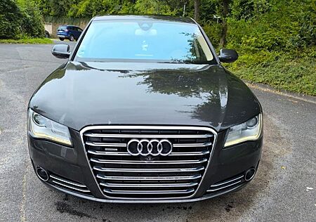 Audi A8 3.0 TDI tiptronic quattro -