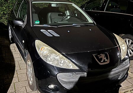 Peugeot 206 + 60PS Tüv bis 07-2027