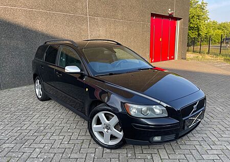 Volvo V50 DIESEL 2.0 NEU TÜV SCHWARZ