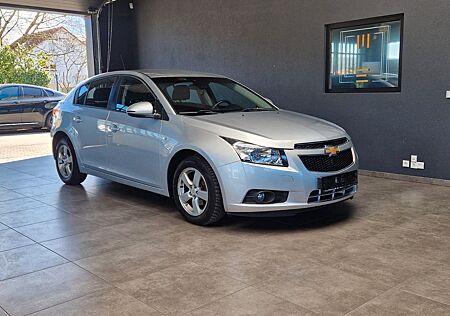 Chevrolet Cruze Hatchback LT*PDC*Klima*