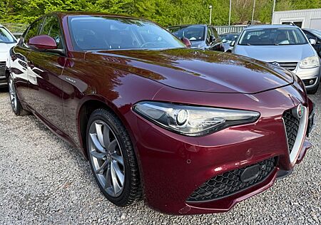 Alfa Romeo Giulia Veloce Q4 Aut.Leder,Xenon,Shz,Nav,Kam,PDC
