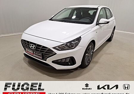 Hyundai i30 gebraucht kaufen Hyundai i30 1.0 T-GDI DCT 48V MHEV Trend Navi|RFK|SHZ
