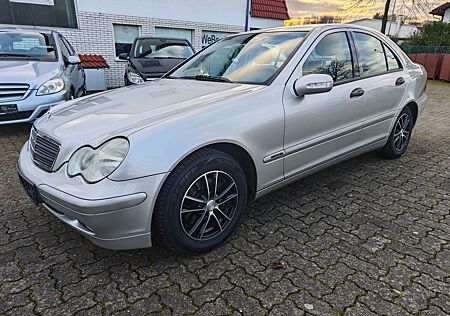 Mercedes-Benz C 180 , Navi, Bluetooth, TÜV u. Wartung neu!!