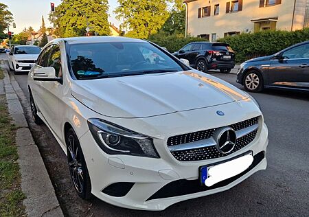 Mercedes-Benz CLA 200 Shooting Brake