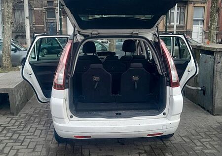 Citroën C4 Picasso e-HDi 110 Airdream Black Top EGS6...