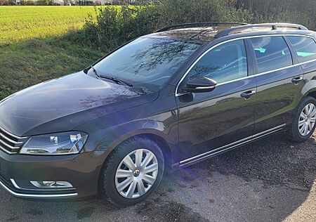 VW Passat Variant Volkswagen 2.0 TDI DSG Comfortline AHK