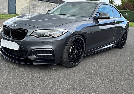 BMW 240 M240i xDrive Steptronic Coupé -