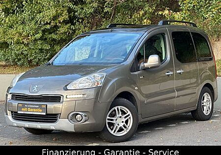 Peugeot Partner 1.6 Tepee Style/PANO/AHK/TÜV NEU/WENIGKM