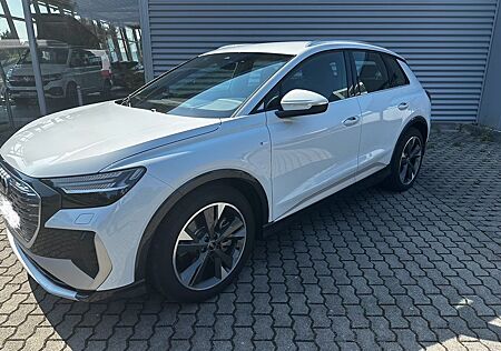 Audi Q4 e-tron 50 QUATTRO*MATRIX*S-Line*. . .