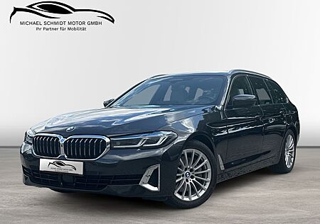 BMW 530d xDrive Touring Luxury Line*HUD*Live Cockpit