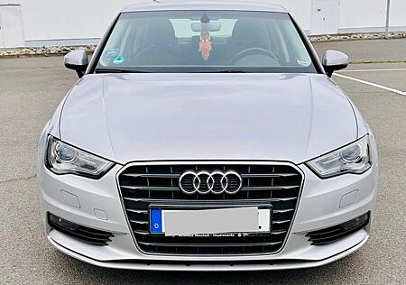 Audi A3 Limousine 1.4 TFSI AHK Allwetter Xenon Tempom