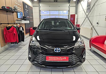 Toyota Yaris Hybrid Y20 Team D