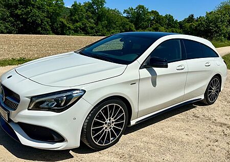 Mercedes-Benz CLA 220 Shooting Brake CLA 220 d AMG-Line