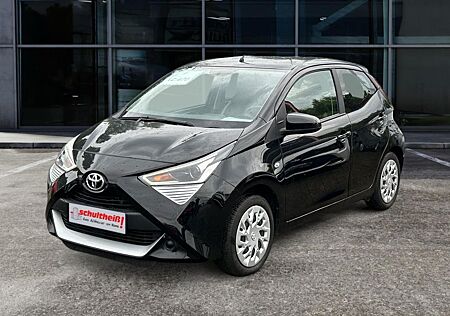 Toyota Aygo (X) -play club