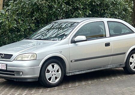 Opel Astra 1,6i Automatik Comfort eFH ZV Alu