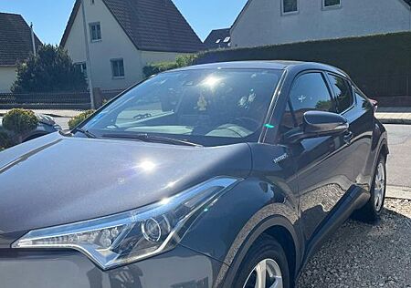 Toyota C-HR 1.2-l-Turbo Allrad Multidrive S Lounge ...