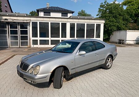 Mercedes-Benz CLK 430 ELEGANCE V8 M113