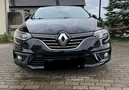 Renault Megane ENERGY TCe 130 Bose Edition Bose Edition