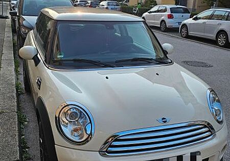 Mini Cooper D AT Cooper