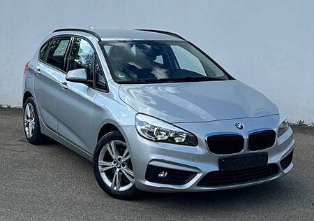BMW 218i Active Tourer /AUTOMATIK/NAVI/PDC/TEMPOMAT
