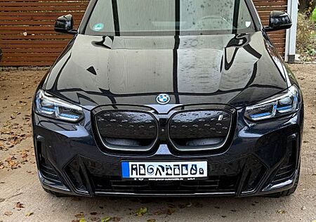 BMW iX3 IMPRESSIVE IMPRESSIVE