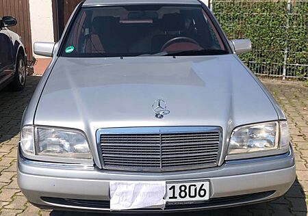 Mercedes-Benz C 180 ELEGANCE Elegance