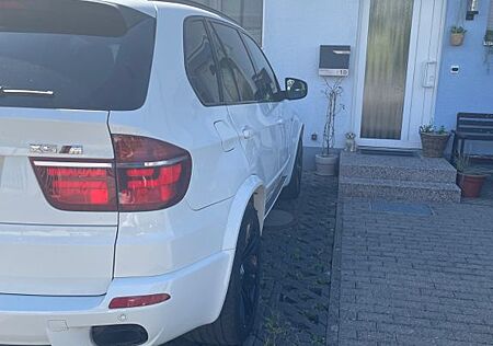 BMW X5 xDrive40d -