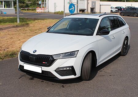 Skoda Octavia Combi RS 4x4 *Panorama*4xSHZ*HUD*ACC*AHK