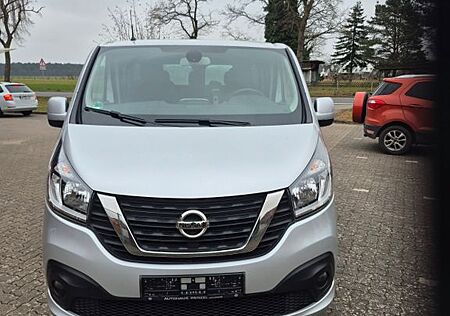 Nissan NV300 Premium. 1 Hand. L2H1. 8Sitze. Scheckheft