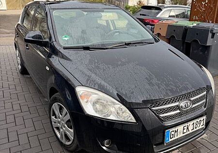 Kia Cee'd / Ceed 1.6 CRDi 115PS LX LX