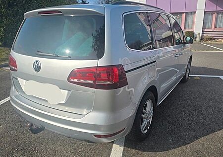 VW Sharan Volkswagen 2.0 TDI SCR DSG Trendline Trendline