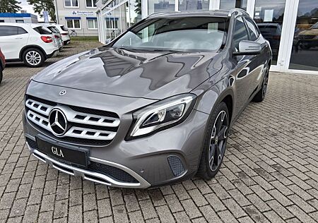Mercedes-Benz GLA 180 Urban LED+SHZ+Totw.+360 Grad Kamera