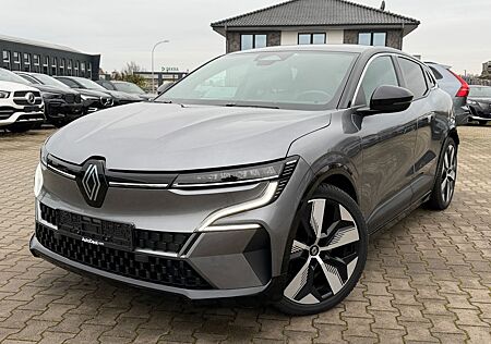 Renault Megane E-Tech 60 Iconic 220 hp SUPER CHARGE