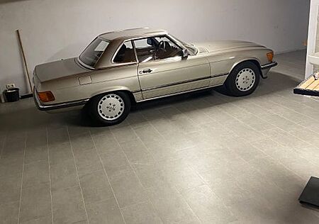 Mercedes-Benz SL 300