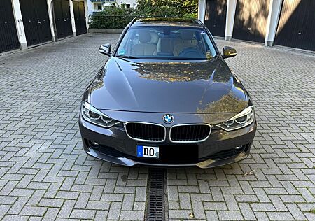 BMW 316d Touring Luxury Line Luxury Line