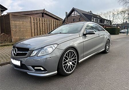 Mercedes-Benz E 250 Coupé AVANTGARDE Sport