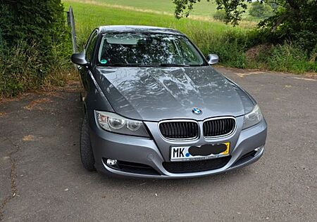 BMW 318i E90 TÜV Neu