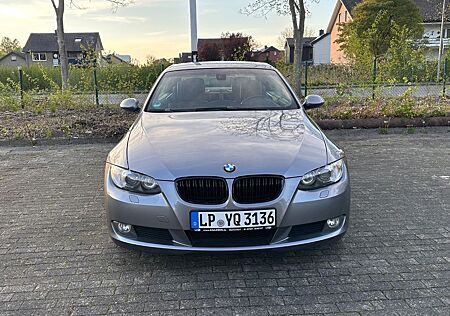 BMW 325i Cabrio -