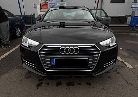 Audi A4 2.0 TDI Sport Avant B9!!