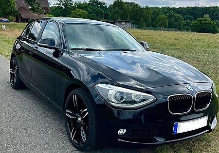 BMW 118d - schwarz inklusive hochwertige Felgen