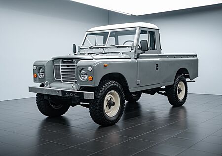 Land Rover Serie III 109 LWB/MILITÄRAUSFÜHRUNG/RESTAURIERT